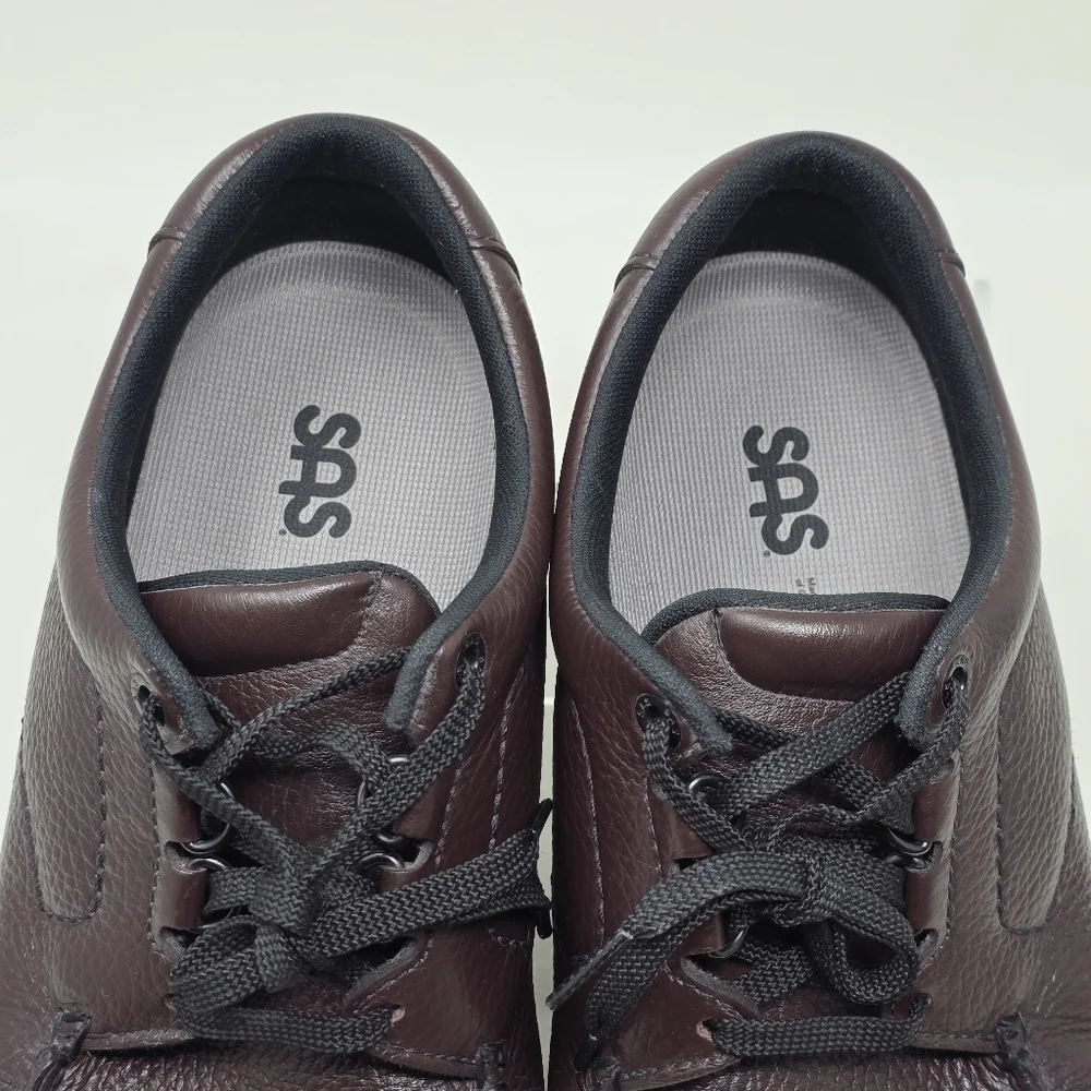 SAS Men's Bout Time Cordovan Size 10.5 Wide Comfort Lace Up Shoes Pre-owned